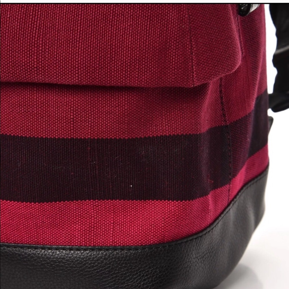 Authentic burberry backpack - Picture 4 of 8